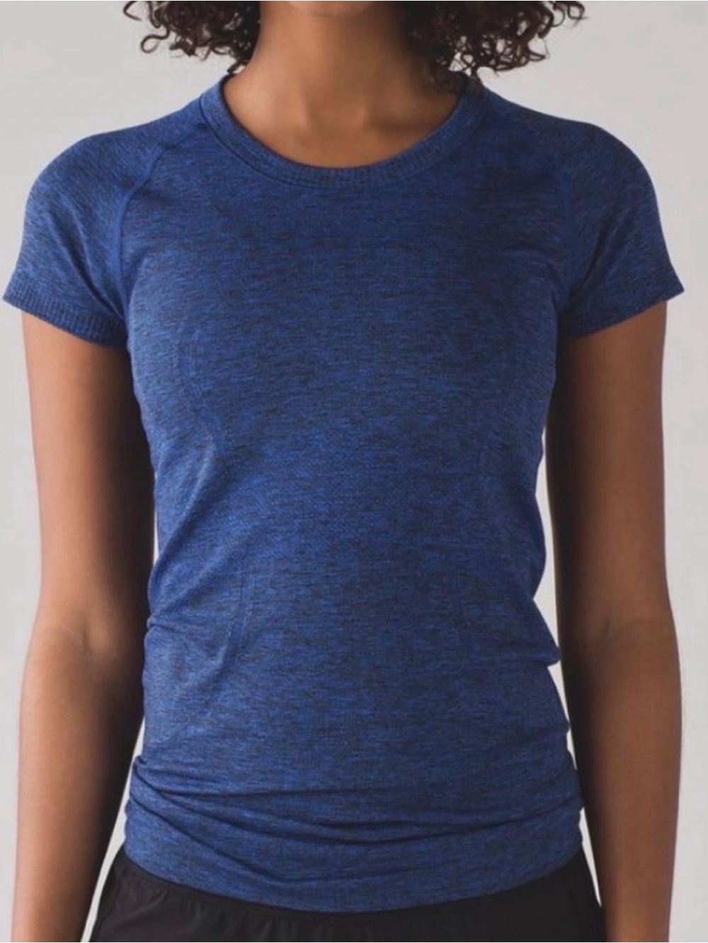 Lululemon Women’s Swiftly Tech Short Sleeve Shirt Size 6 Cerulean Blue Running